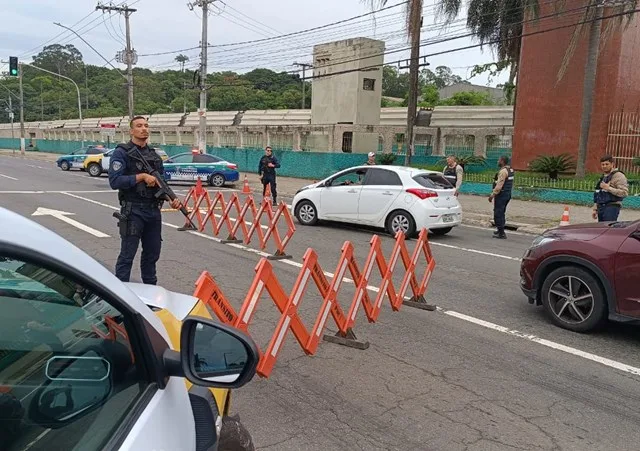 87 motoristas são multados no fim de semana por beber e dirigir