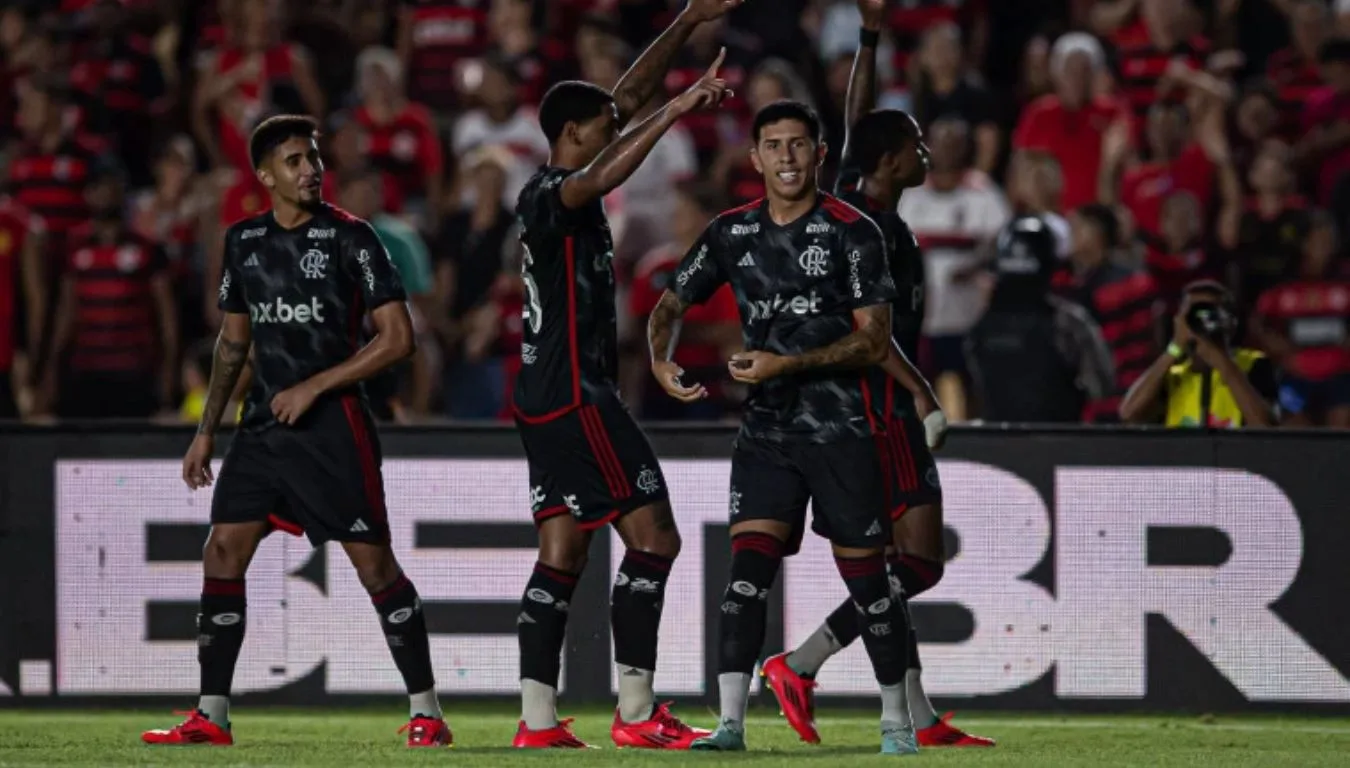 Campeonato Carioca: Bangu x Flamengo, Casetlão, em São Luis