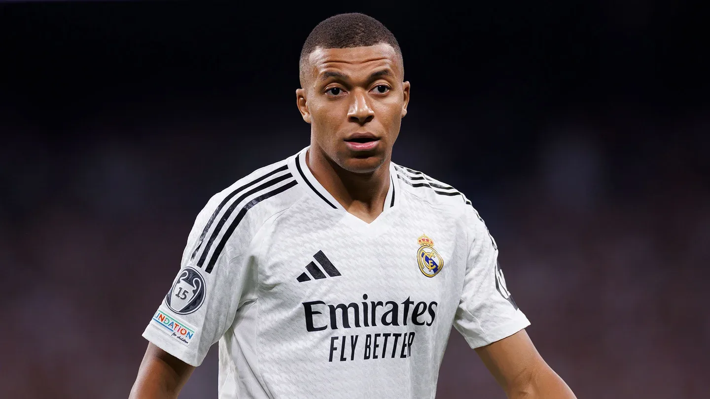 Mbappé viaja para jogar a final da Copa Intercontinental