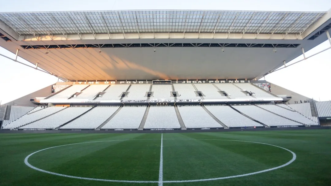 Torcida lança vaquinha para quitar estádio do Corinthians: veja como funciona