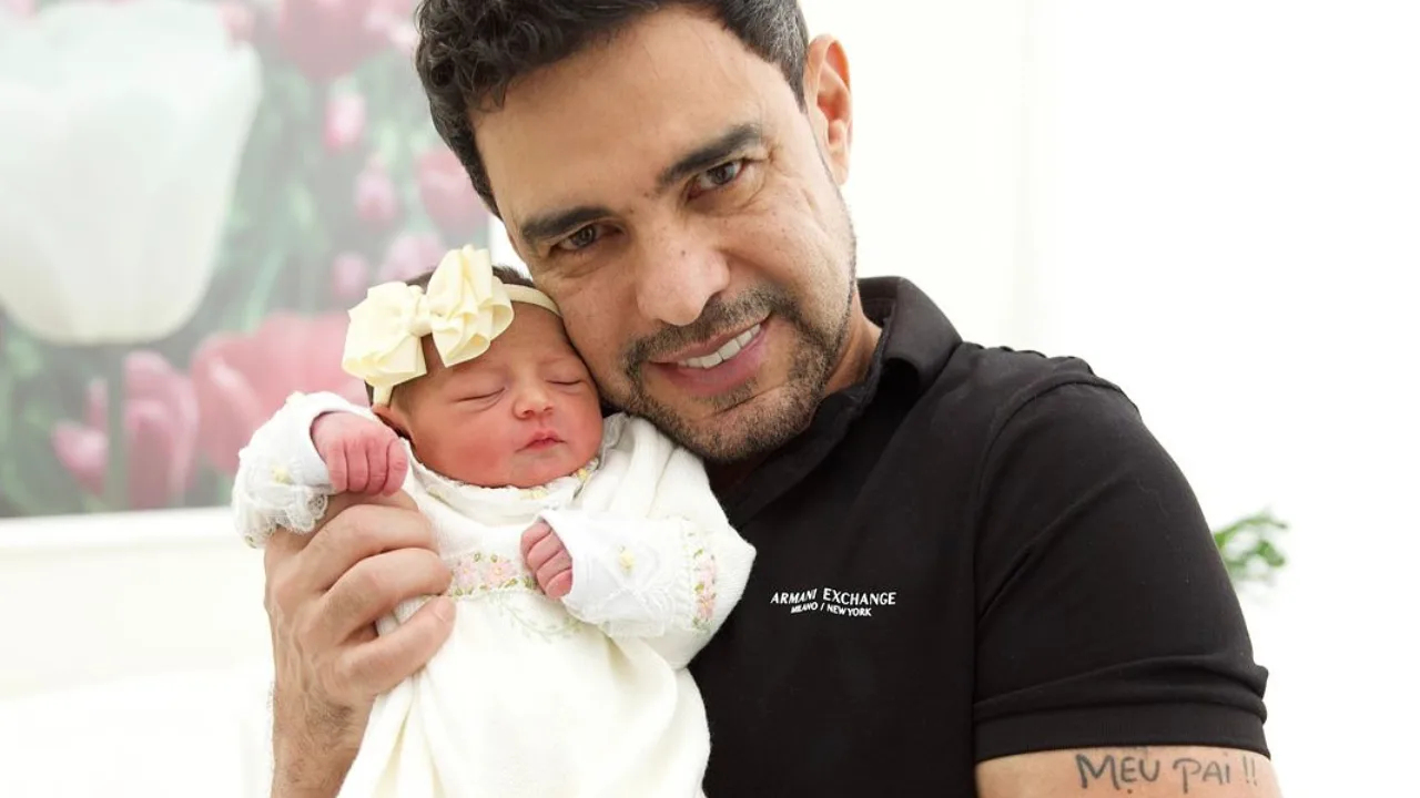 Zezé Di Camargo posta fotos da filha recém-nascida e se derrete: "Princesa"