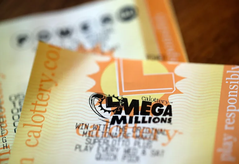 Termine 2024 bilionário: jogue na Mega Millions hoje e concorra a R$ 3,3 bilhões!