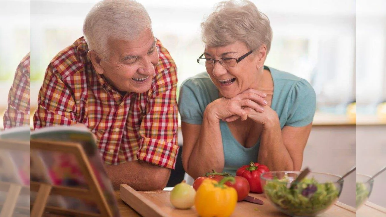 O que comer (e o que evitar) para preservar os músculos e envelhecer bem