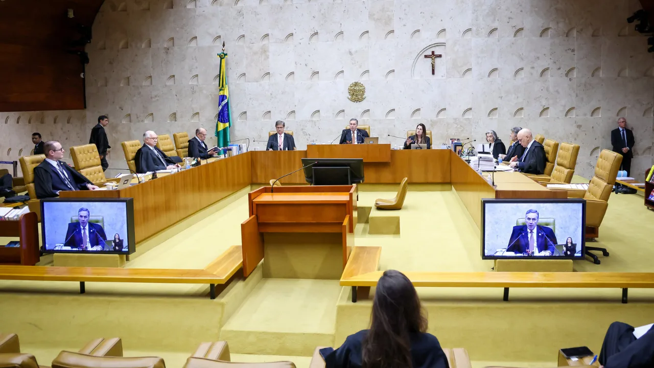 STF confirma validade de símbolos religiosos em prédios públicos por unanimidade