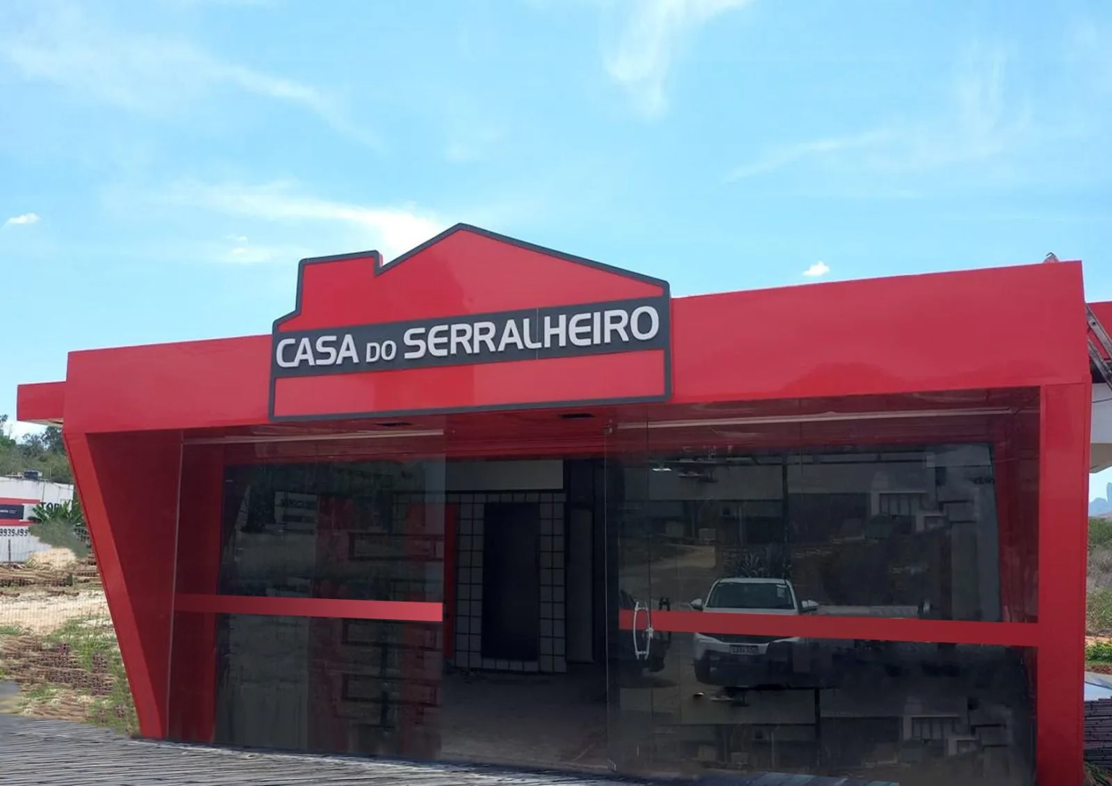 Casa do Serralheiro abre vagas de emprego em nova loja no ES