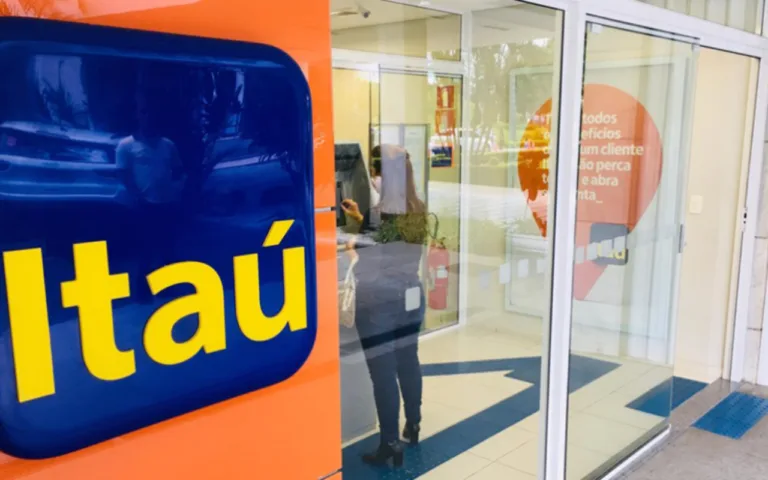 Decisão sobre paralisação do PIX e fechamento de agências: Itaú apresenta 2 novidades para clientes hoje (19/12)