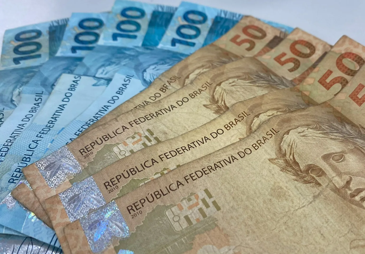 Dinheiro esquecido: 48 milhões de pessoas têm valores a receber de bancos; veja como consultar