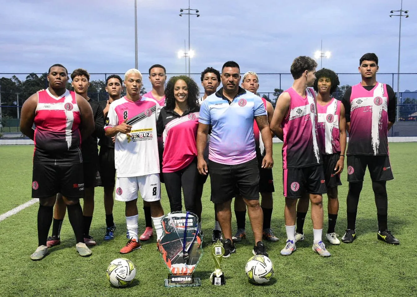 Conheça Lorena, a mulher que é presidente de clube de futebol no ES