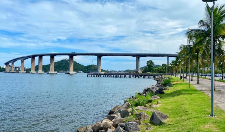 Terceira-ponte-Enseada-do-Suá