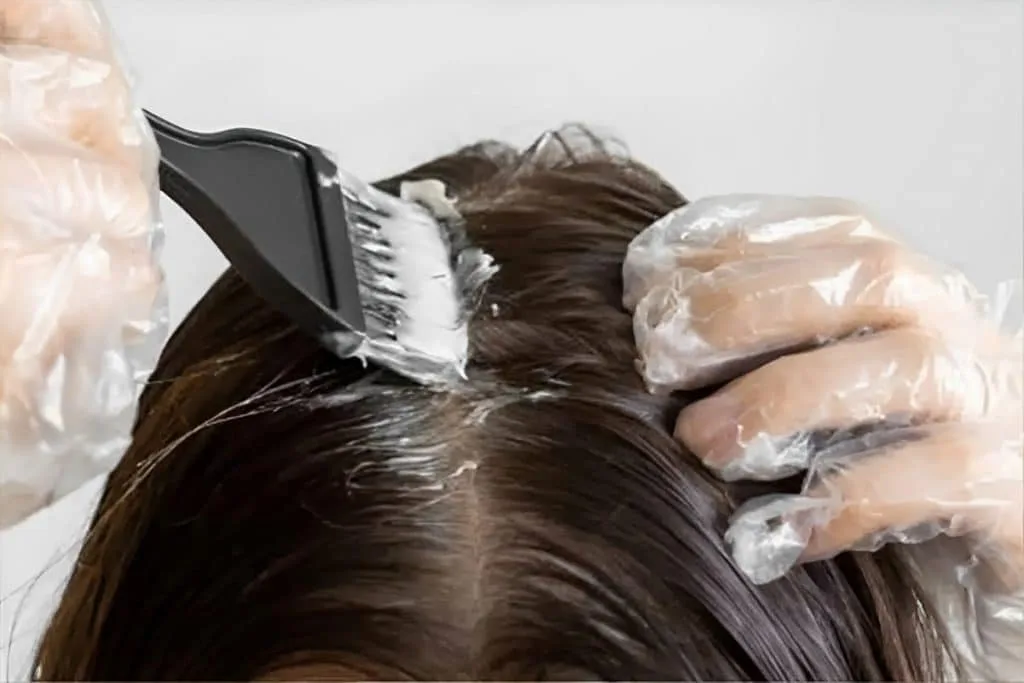 7 pecados na hora de tingir o cabelo (se o estrago já está feito, a gente ensina a corrigir)