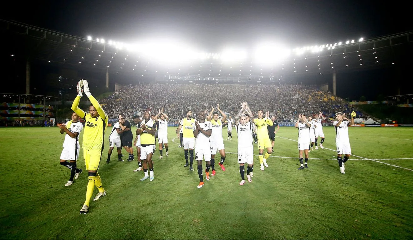 Gremio x Botafogo pelo Campeonato Brasileiro no Estadio Kleber Andrade