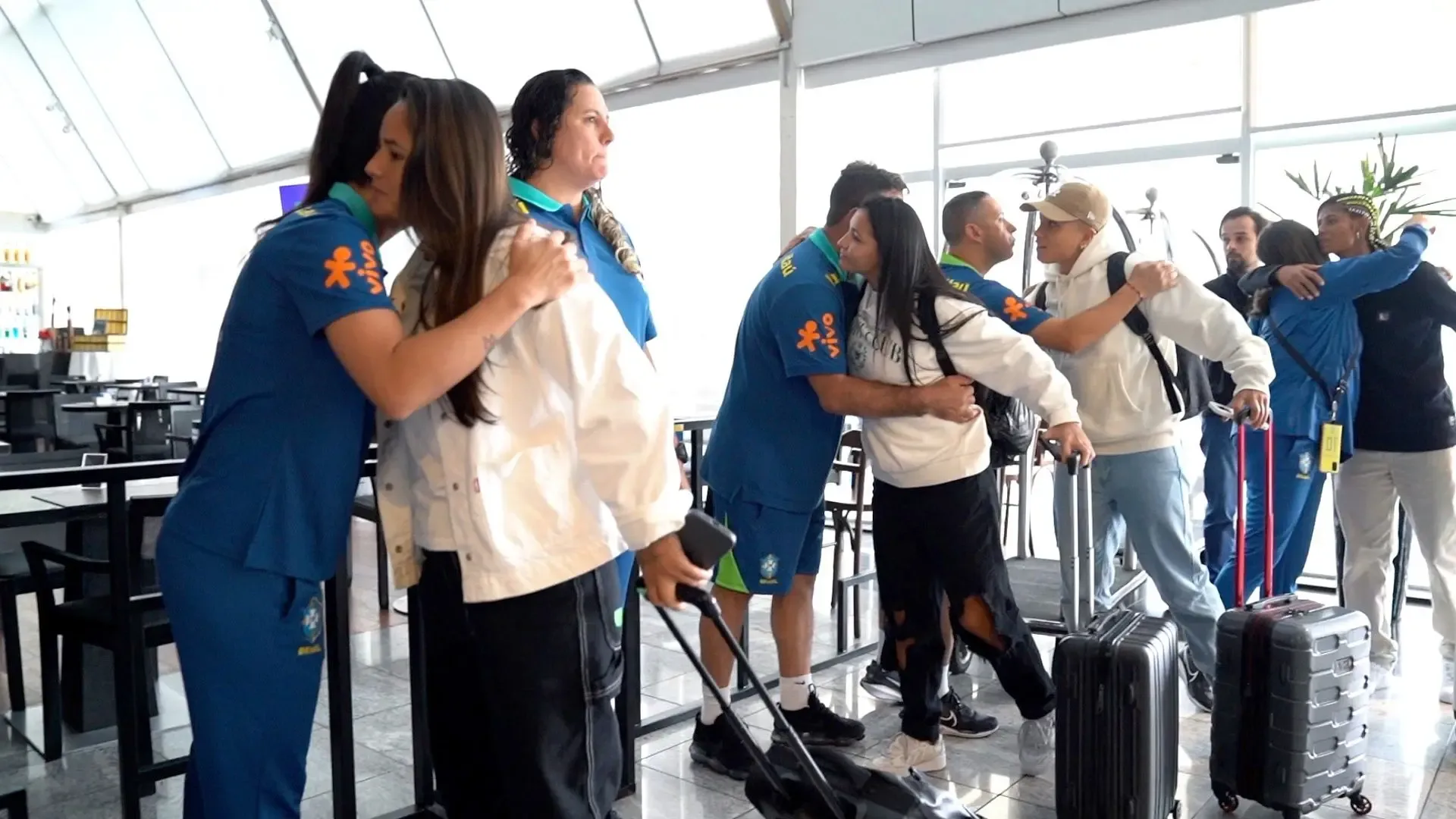 Seleção brasileira feminina já está no ES para jogos contra a Colômbia