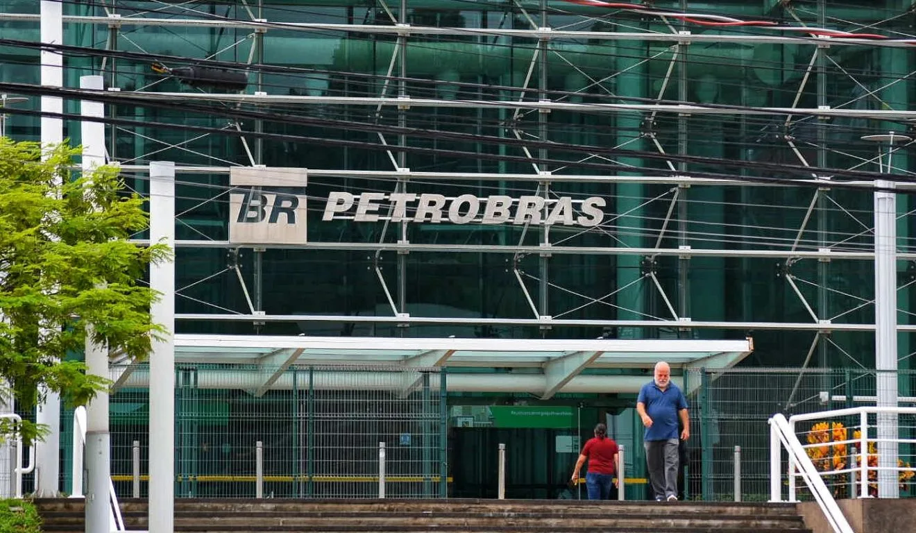 Petrobras convoca aprovados em concurso para atuar em Vitória e outras cidades. (Foto: Thiago Soares/Folha Vitória)