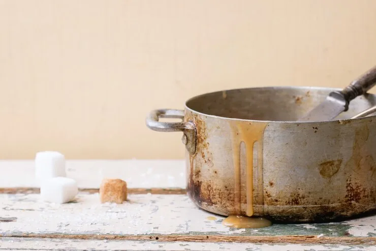 Receita caseira: como limpar panelas queimadas de inox e alumínio?