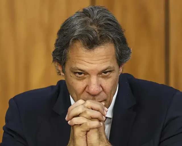 Haddad disse que 
houve um ajuste no cálculo e o custo com isenção do IR será menor do que o previsto anteriormente. Crédito: Marcelo Camargo/Agência Brasil