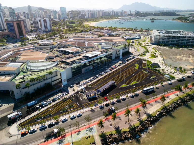 Shopping Vitória e Apex inauguram novos pontos 
de carregamento de carro elétrico na Enseada do Suá