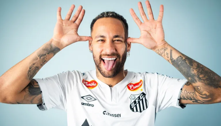 Neymar de volta ao Santos: craque estreia contra o Botafogo/SP (Foto: Raul Baretta/Santos FC)