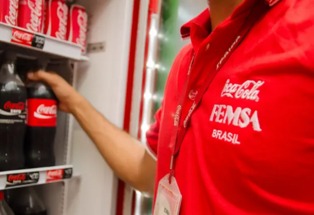 Coca-Cola está com 19 vagas de empregos abertas no ES