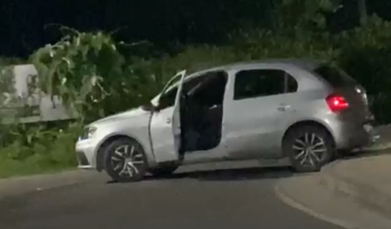 Homem é morto e jovem fica ferido em ataque a tiros na praia de Carapebus