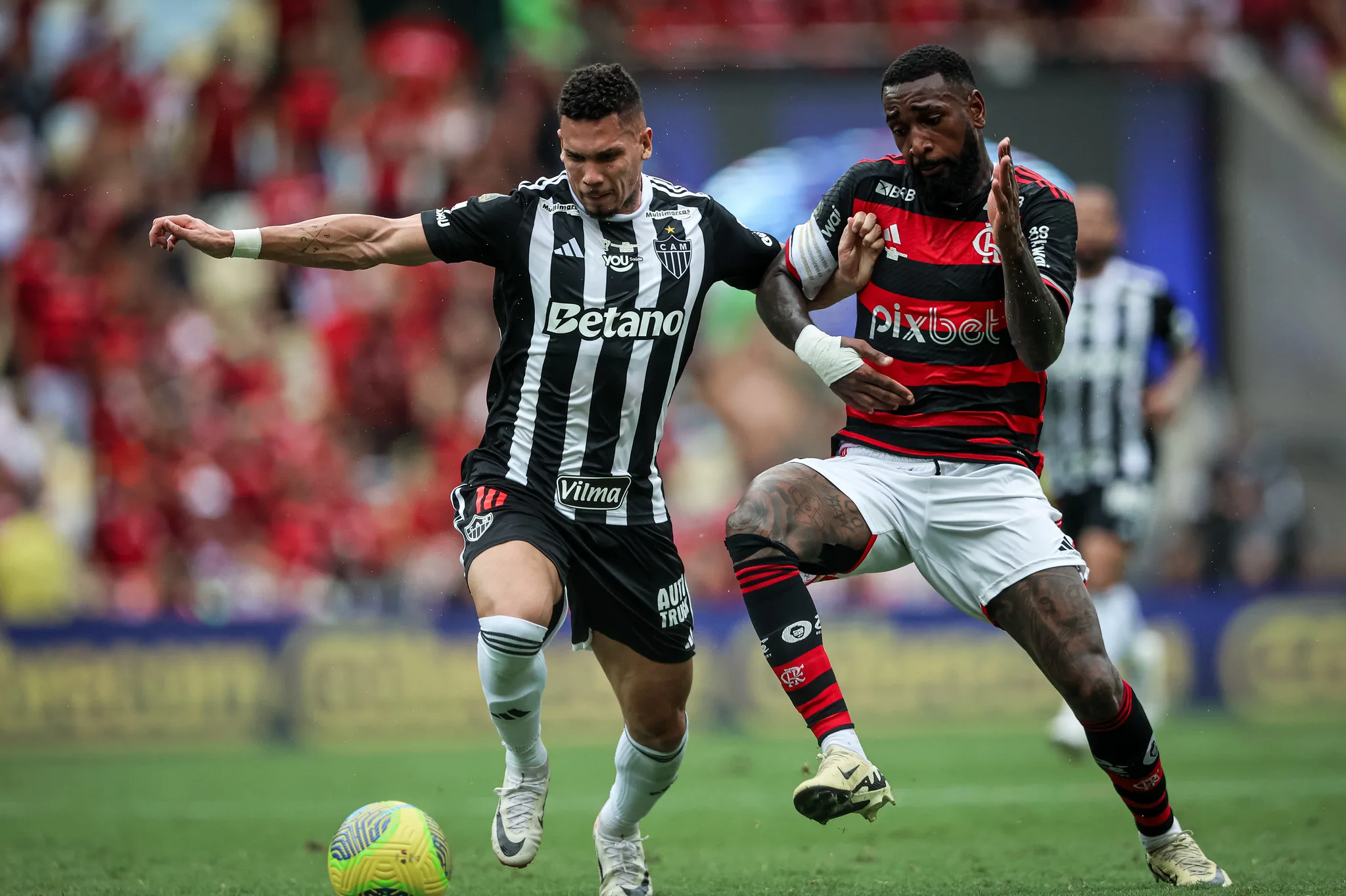 Flamengo x Atlético-MG pelo Brasileirão; escalações e onde assistir