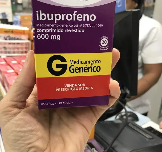 Estudo clínico comprova segurança de ibuprofeno em pacientes com covid-19