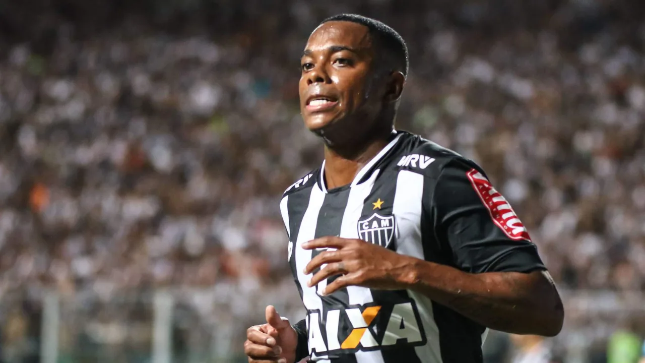 Robinho não terá direito a saidinha e passará Natal e Ano Novo na prisão