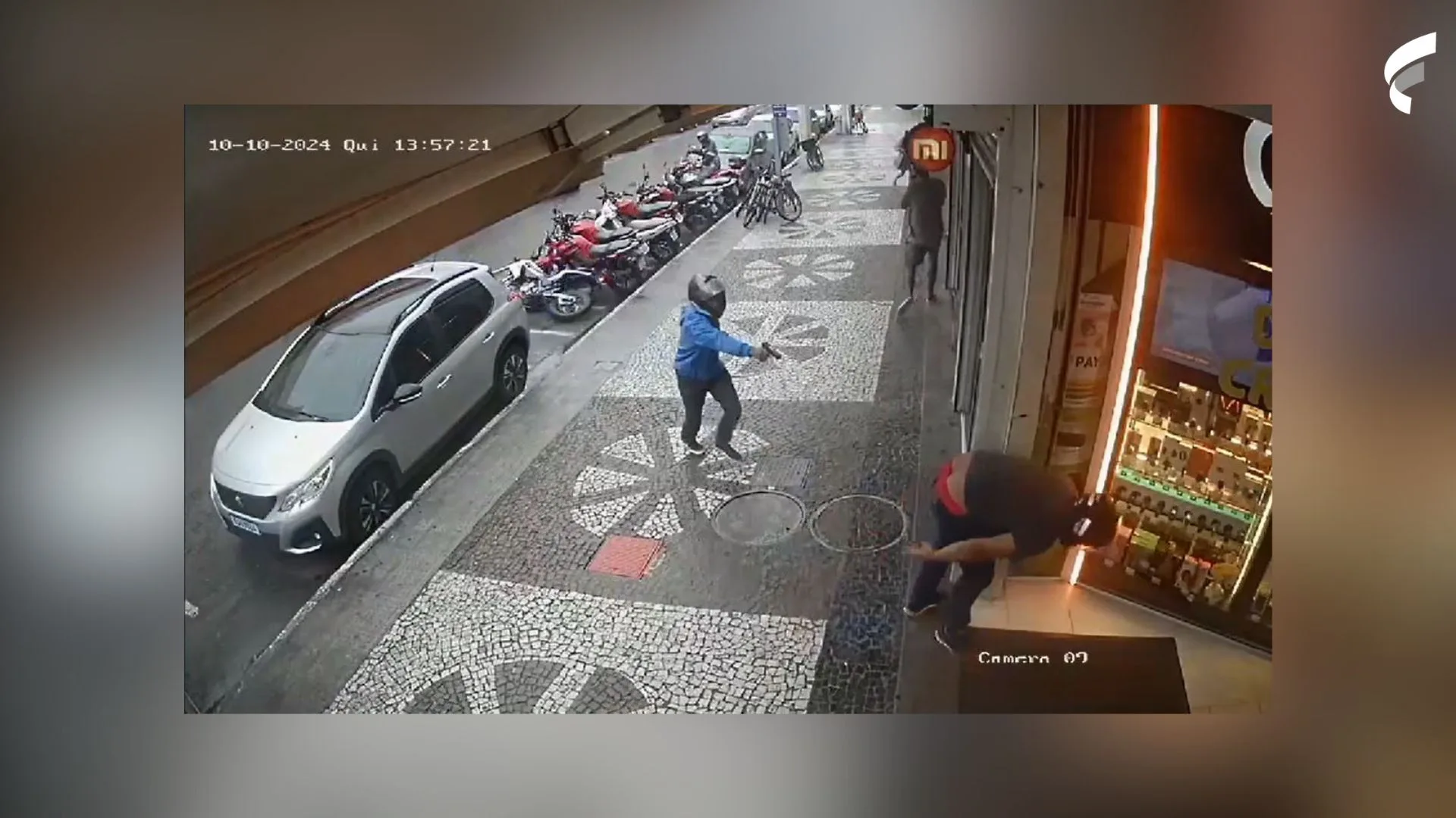 "Foi uma correria", diz funcionário baleado em shopping de Guarapari