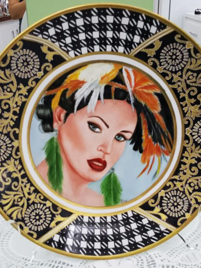 Decoração: ateliê capixaba promove mostra de porcelanas personalizadas