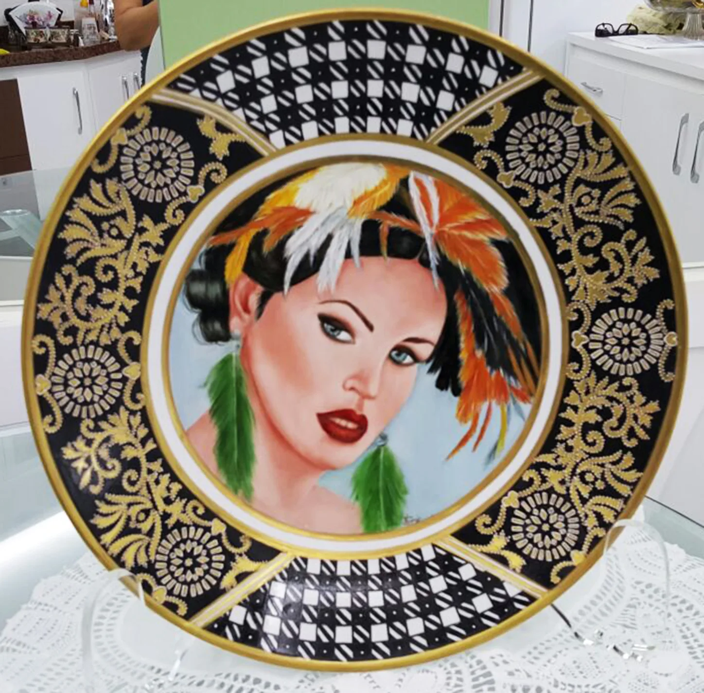 Decoração: ateliê capixaba promove mostra de porcelanas personalizadas