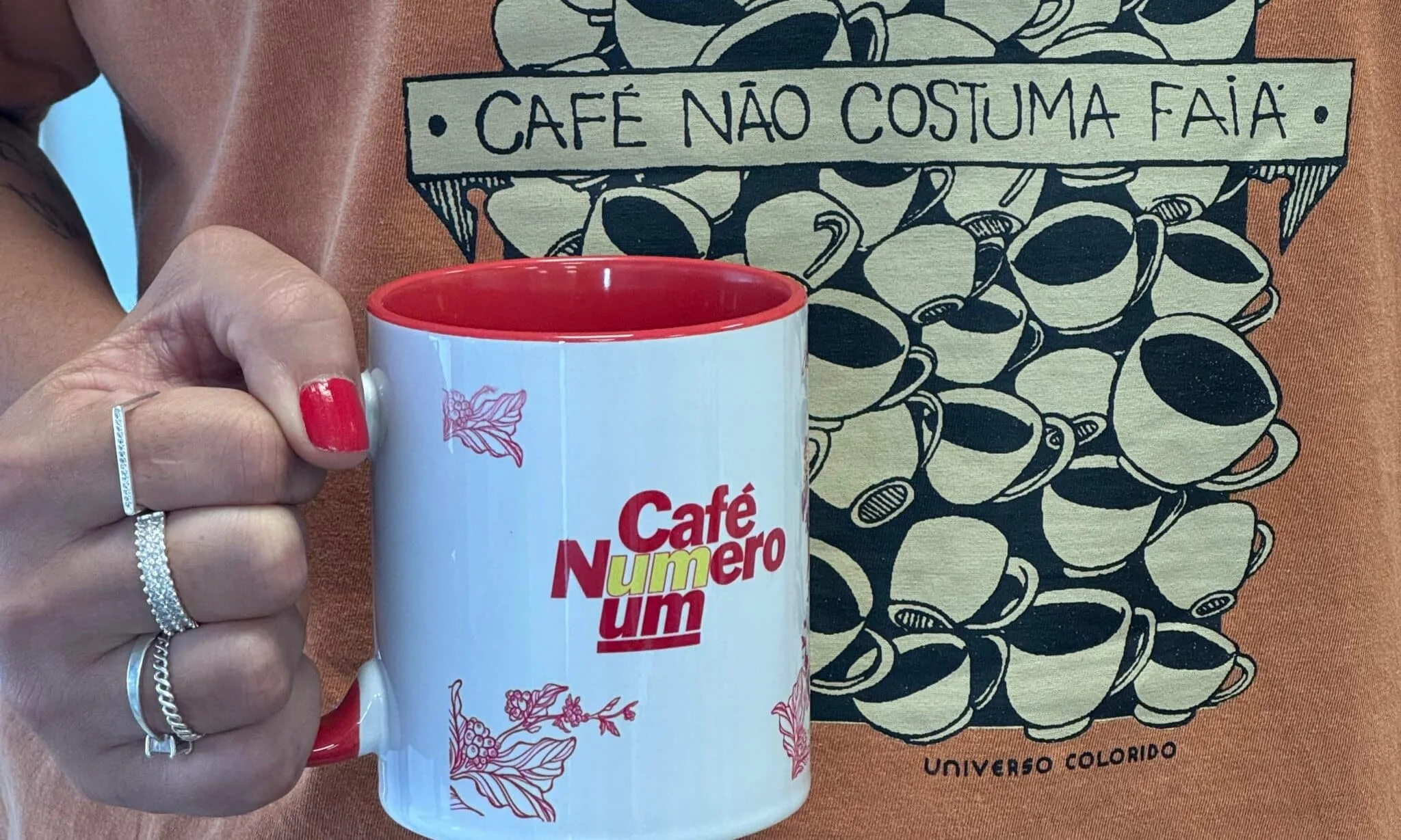 Café Numero Um faz collab com a Universo Colorido