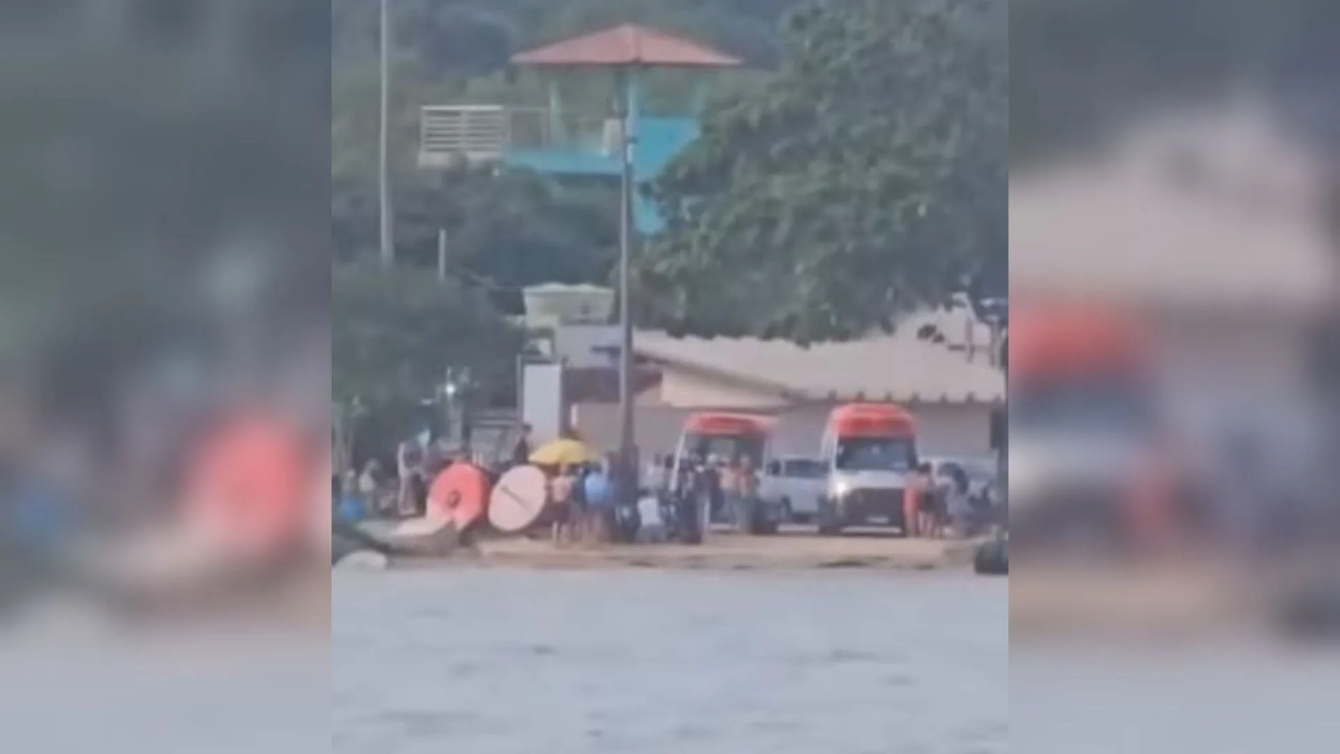 VÍDEO | Banhista morre após se afogar em praia de Aracruz