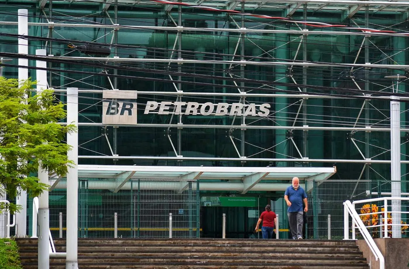 R$ 35 bi em 5 anos: os planos da Petrobras no Espírito Santo