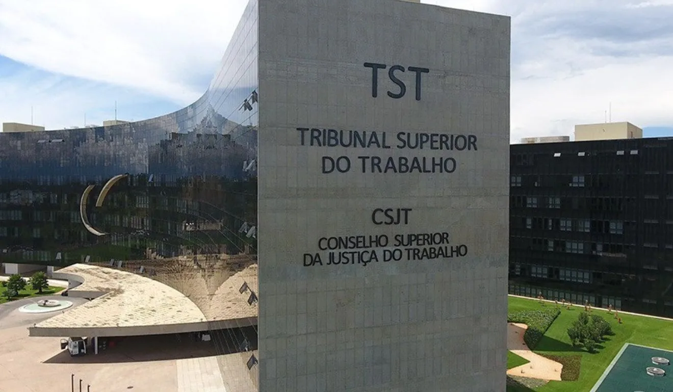 Tribunal Superior do Trabalho.