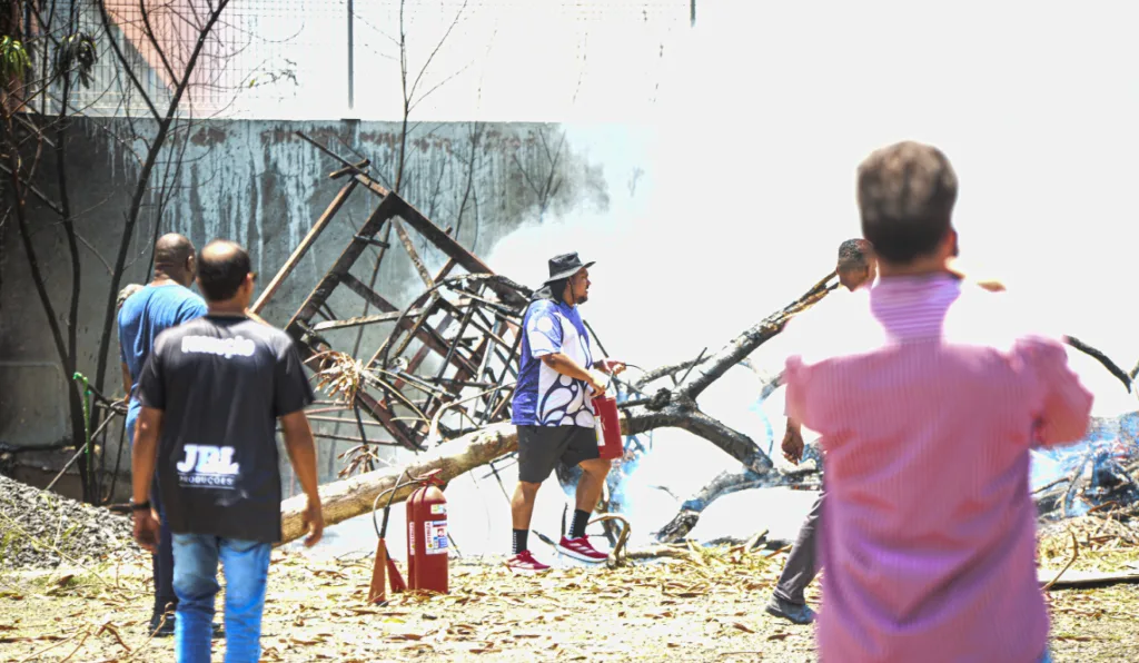 Incêndio Sambão do Povo (4)