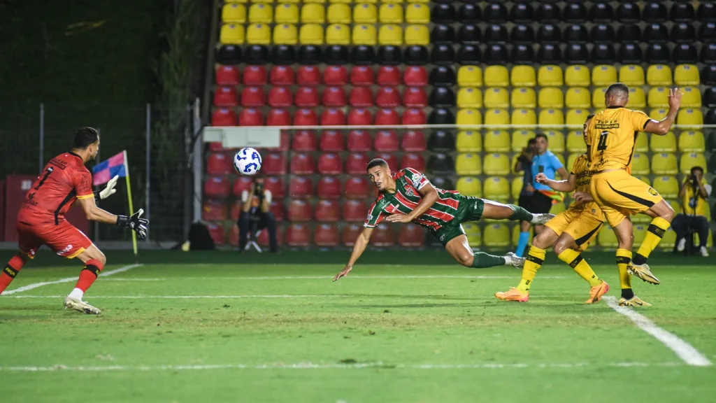 Copa do Brasil: Rio Branco de Venda Nova x Amazonas. Kleber Andrade