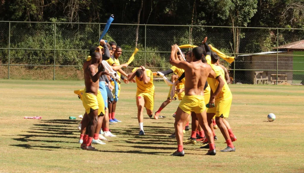 Treino do Rio Branco de Venda Nova no Park do China