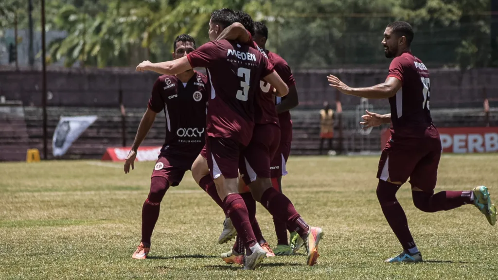 Capixabão: Desportiva x Rio Branco de Venda Nova. Engenheiro Araripe