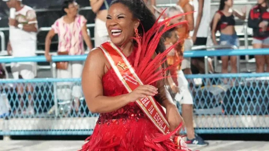 Fernanda Figueredo fez sua estreia no posto neste domingo (2), durante o ensaio técnico da Unidos de Bangu. (Foto: Reprodução/ Instagram @osambadaminhavida)