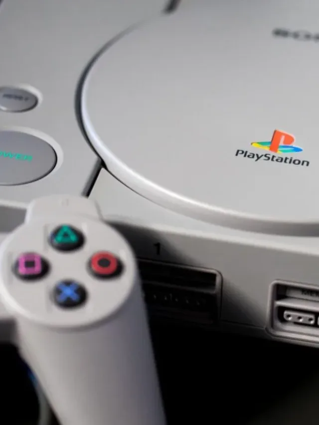 Imagem com o console PlayStation 1 da Sony