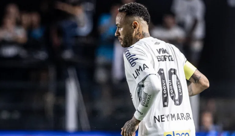 Neymar reestreia no Santos