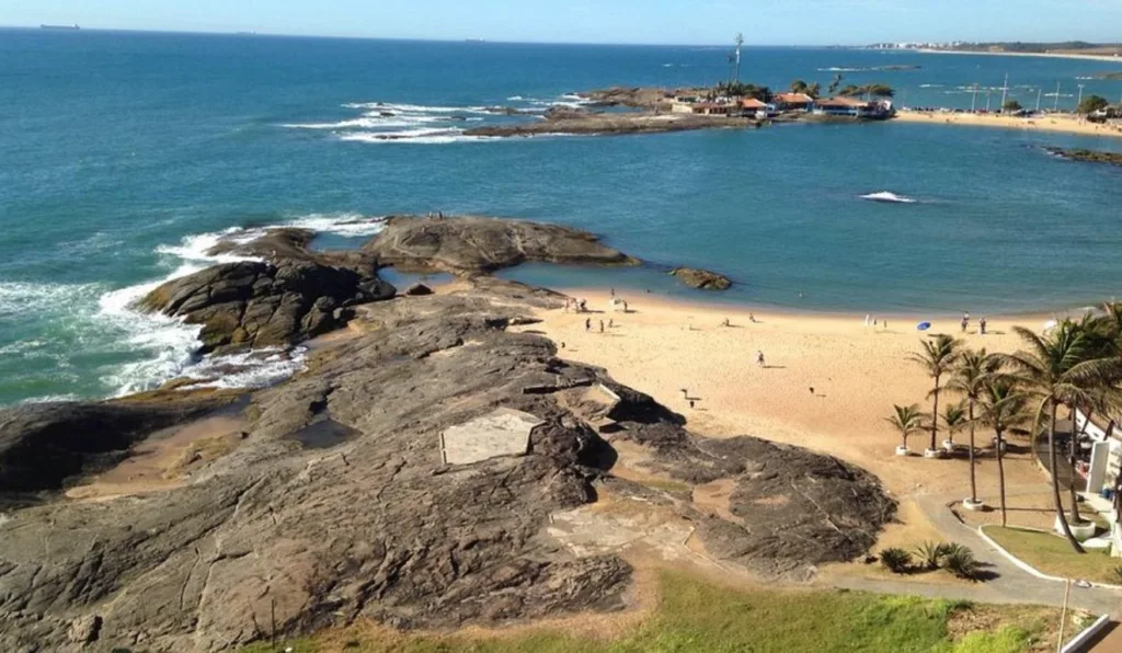 Praia das Virtudes em Guarapari (Fonte/Reprodução: redes sociais)