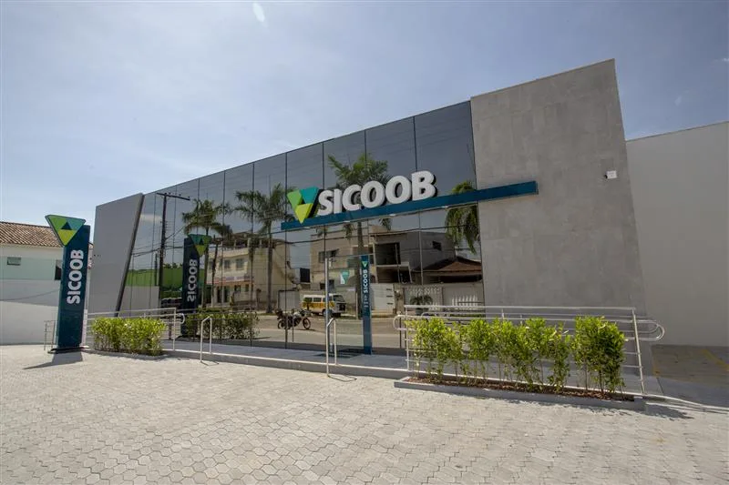 Sicoob ES divulga resultado de R$ 1,2 bilhão em 2024 e atinge marca de 869 mil cooperados