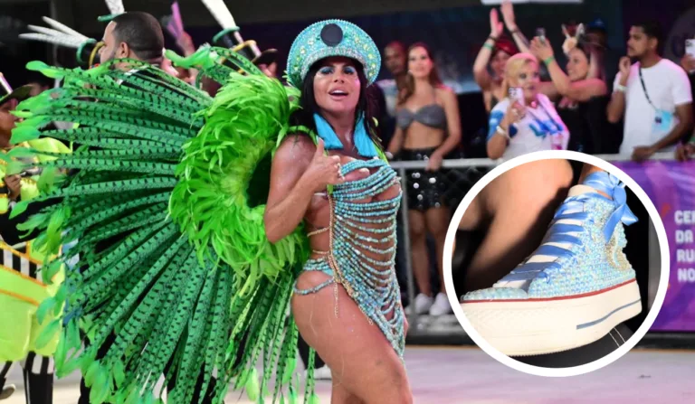 Gretchen desfila de tênis no Carnaval de Vitória