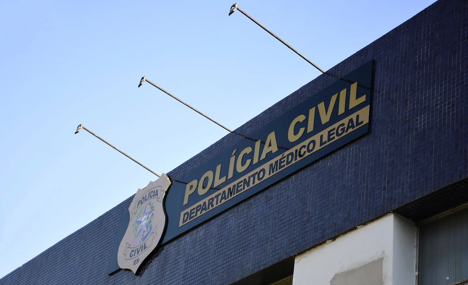 Departamento-médico-legal Polícia-civil