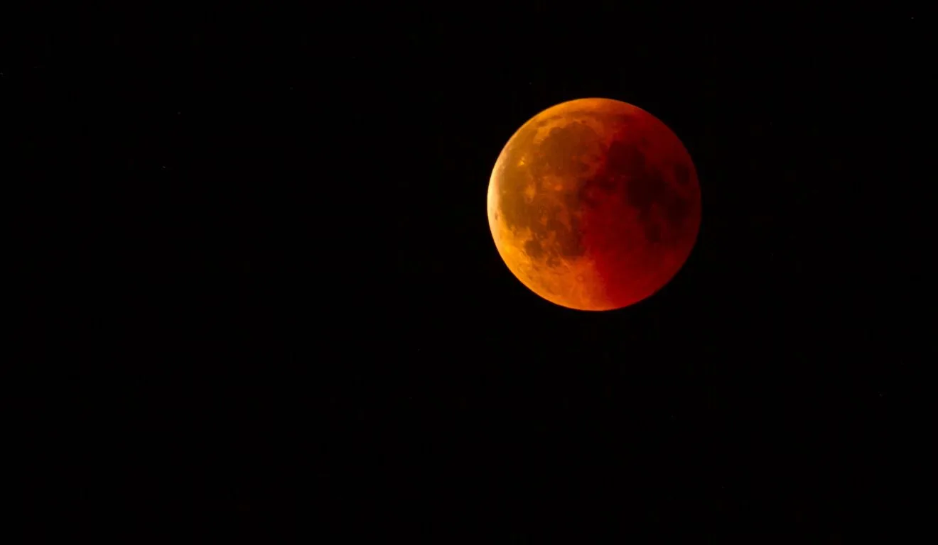 Eclipse lunar lua de sangue