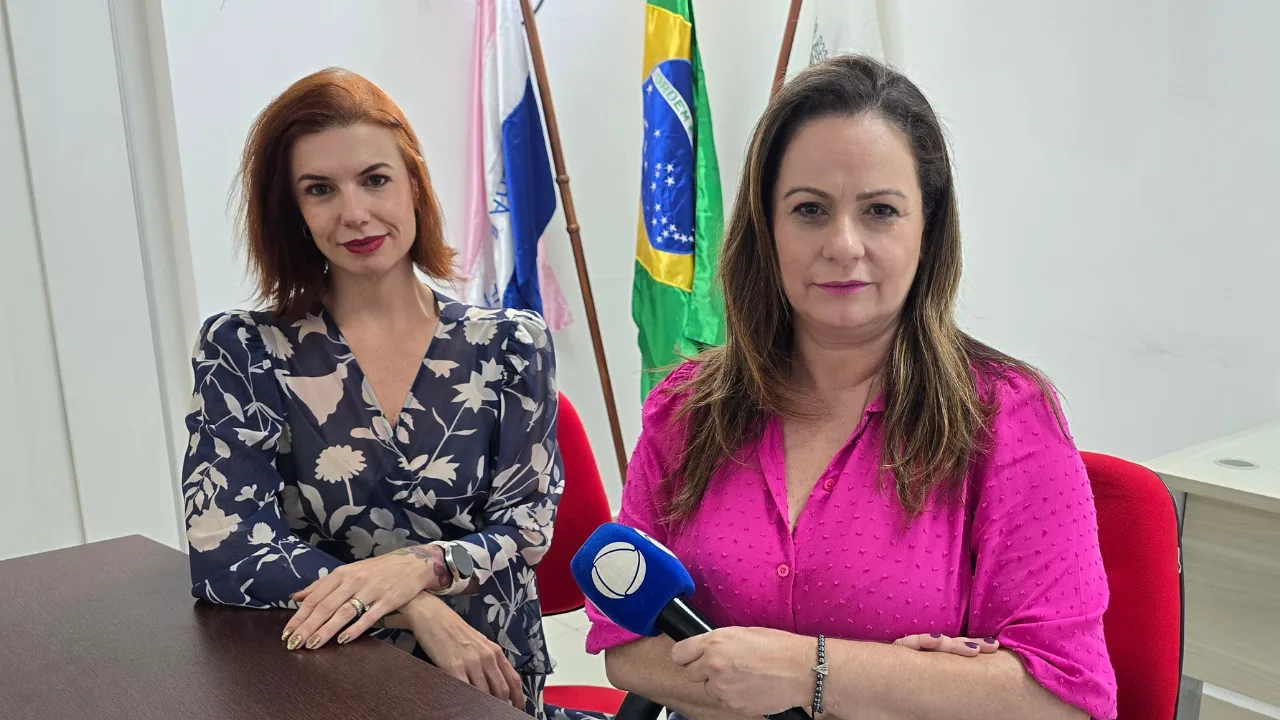 A Procuradora do MPT-ES, Fernanda Barreto Naves, explicou como provar o etarismo no trabalho e que há uma lei que trata da desigualdade salarial. Foto: Conexão Justiça