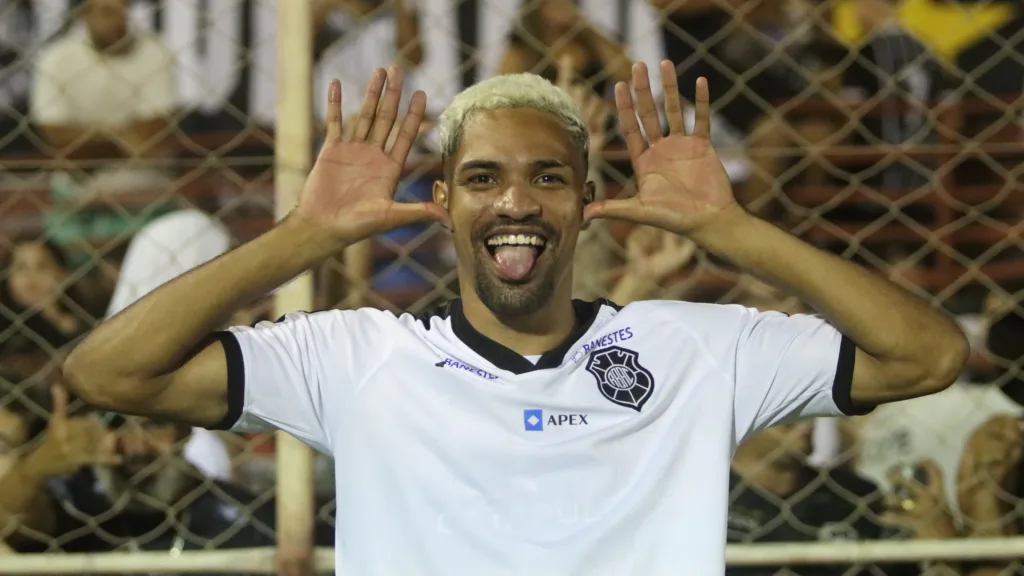 Capixabão: Desportiva x Rio Branco. Engenheiro Araripe. Jogo de volta da semifinal