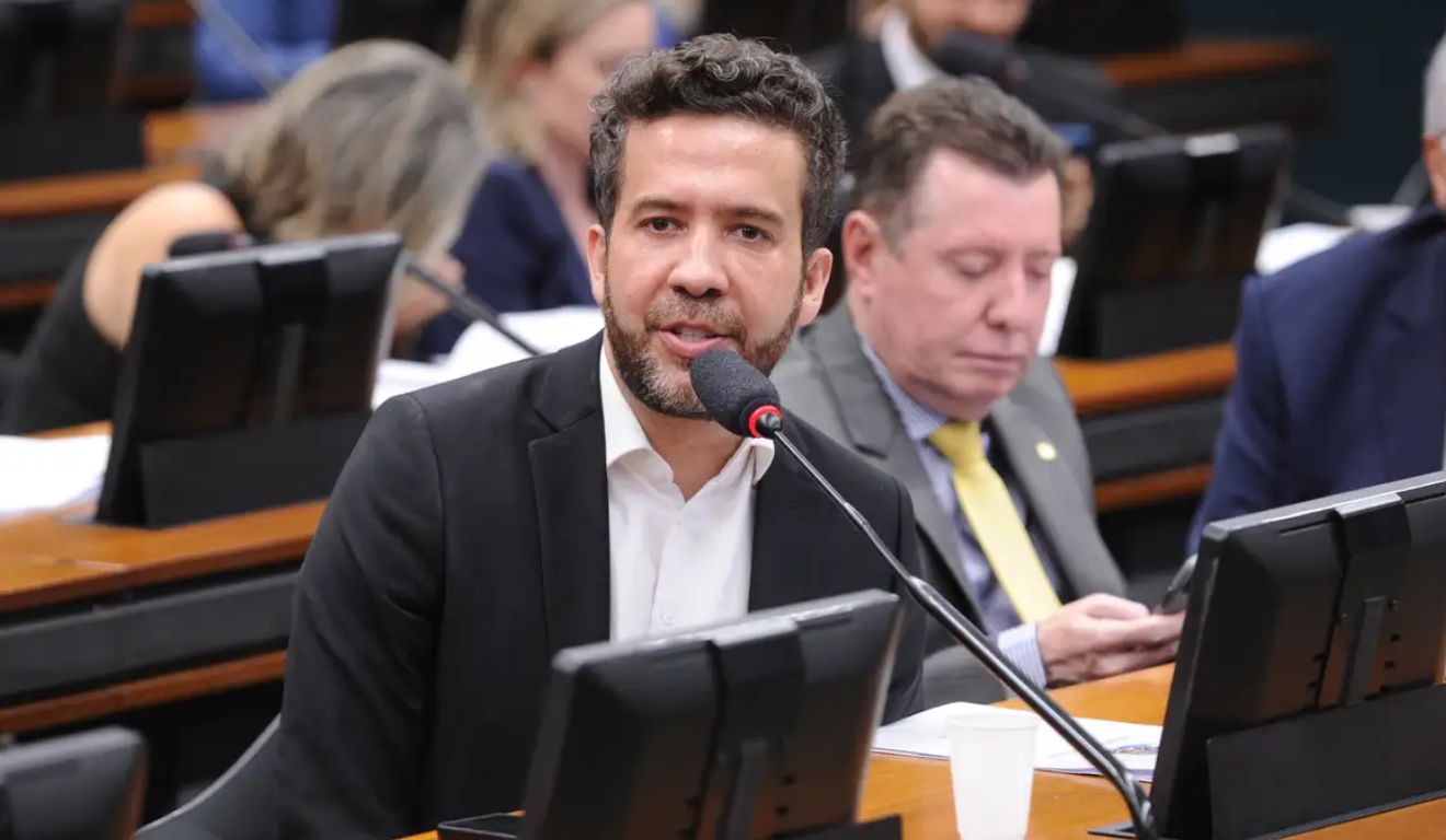 O deputado federal André Janones