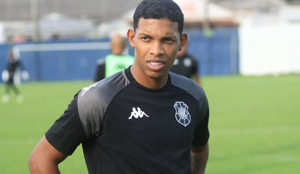 Série D: treino do Rio Branco