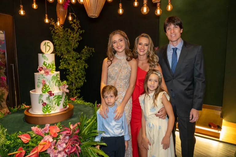 15 anos de Laura